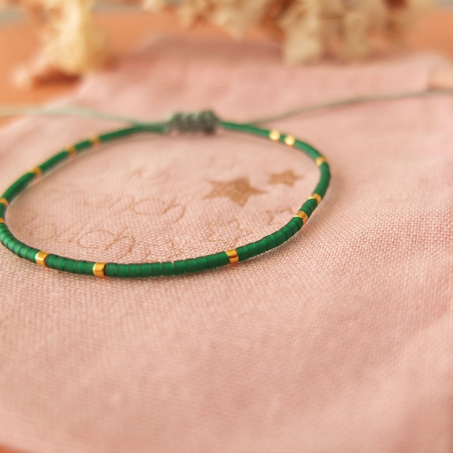 Bracelet ajustable fil de jade et perles miyuki aspect givré, coloris 7