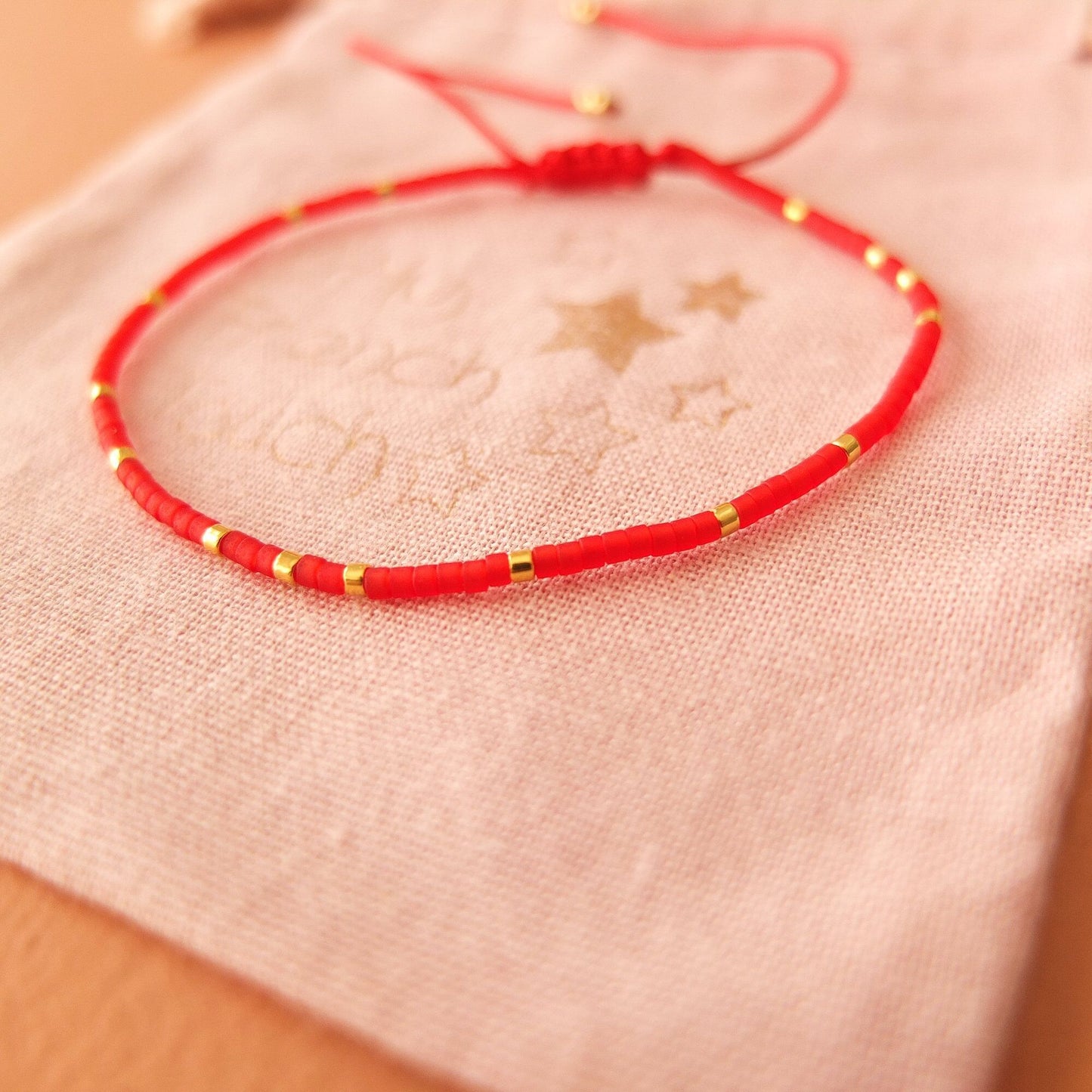 Bracelet ajustable fil de jade et perles miyuki aspect givré, coloris 22