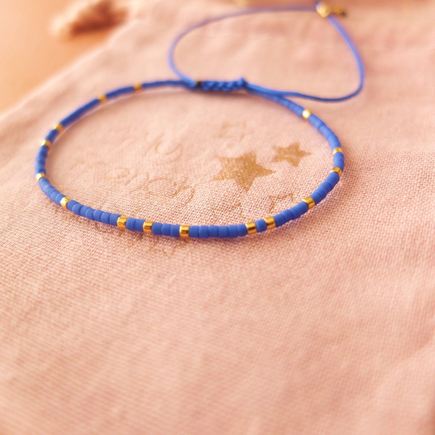 Bracelet ajustable fil de jade et perles miyuki aspect mate, coloris 1