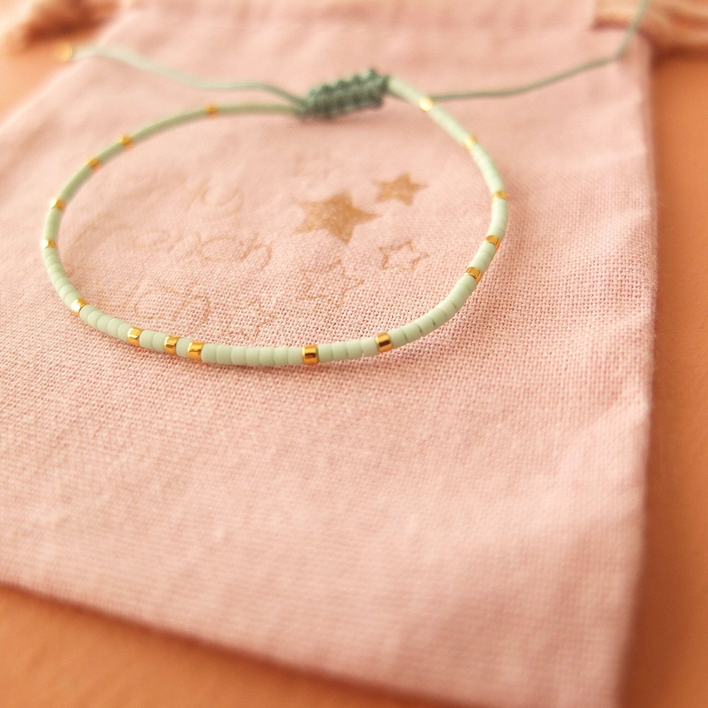 Bracelet ajustable fil de jade et perles miyuki aspect mate, coloris 8